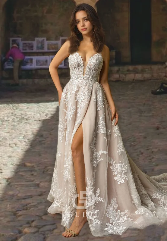 Sleeveless Sexy Trumpet Floral Lace Wedding Dress with Pockets and Spaghetti Straps