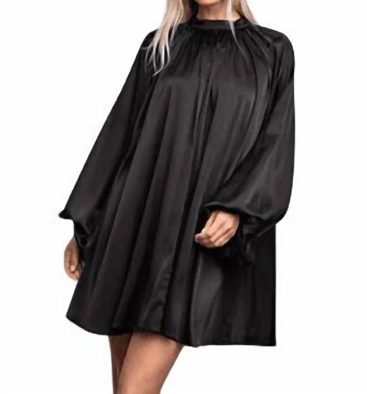 Puffy Sleeve Shift Dress In Black